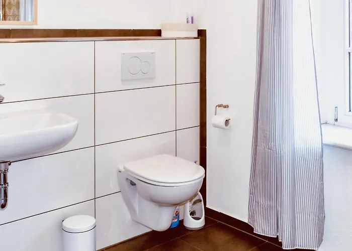 Апартаменты 3 Bedroom Stunning In