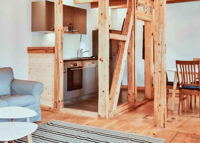 3 Bedroom Stunning In *